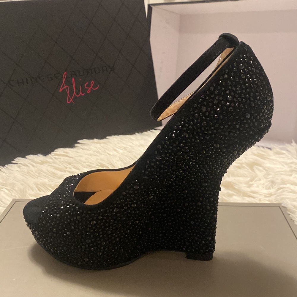Chinese Laundry Elise Suede Black Crystal Wedge in US 7.0 EUR 37.5
